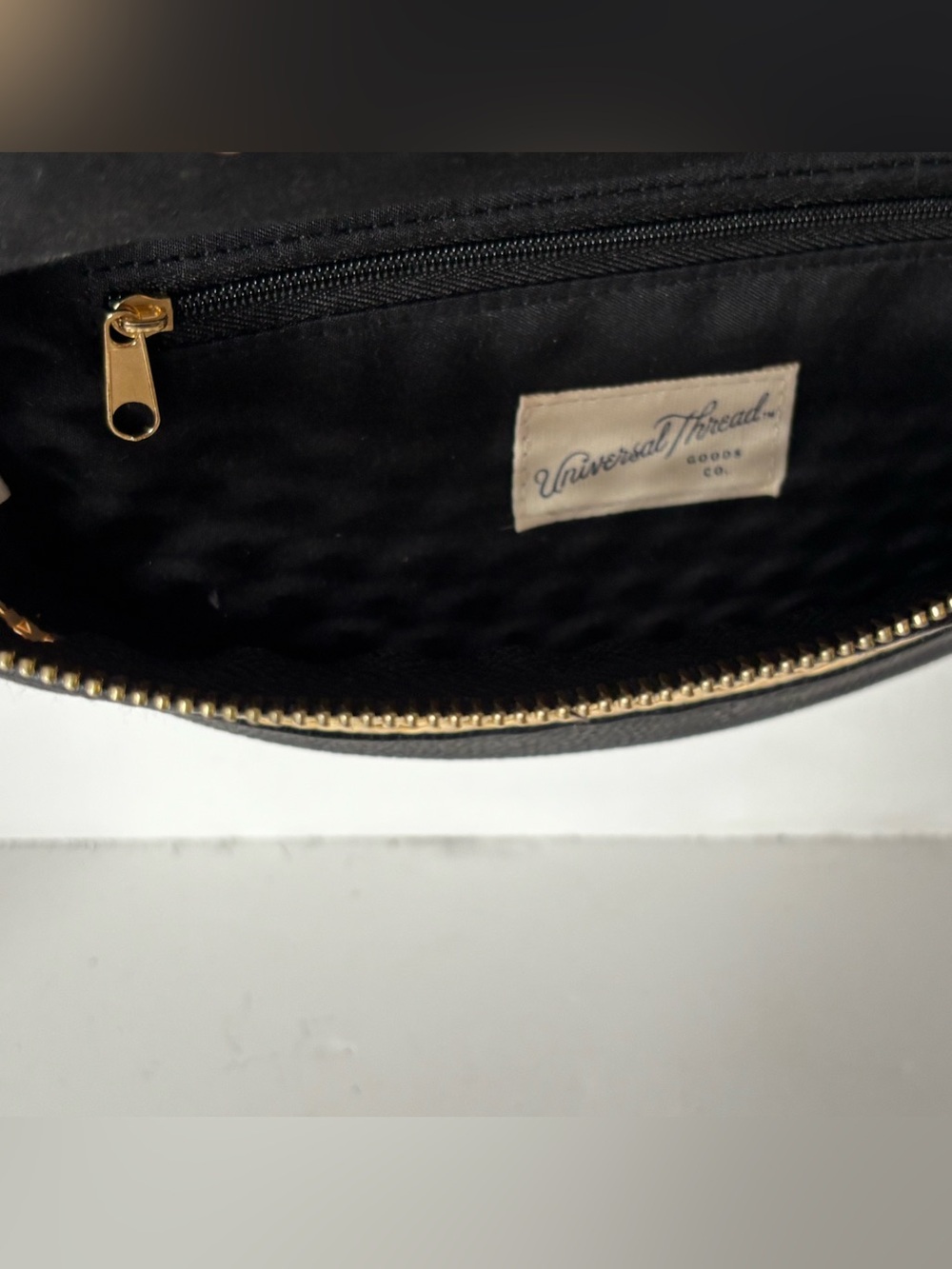 Universal Thread Black and Tan Woven Crossbody Belt Bag - Picture 6 of 7